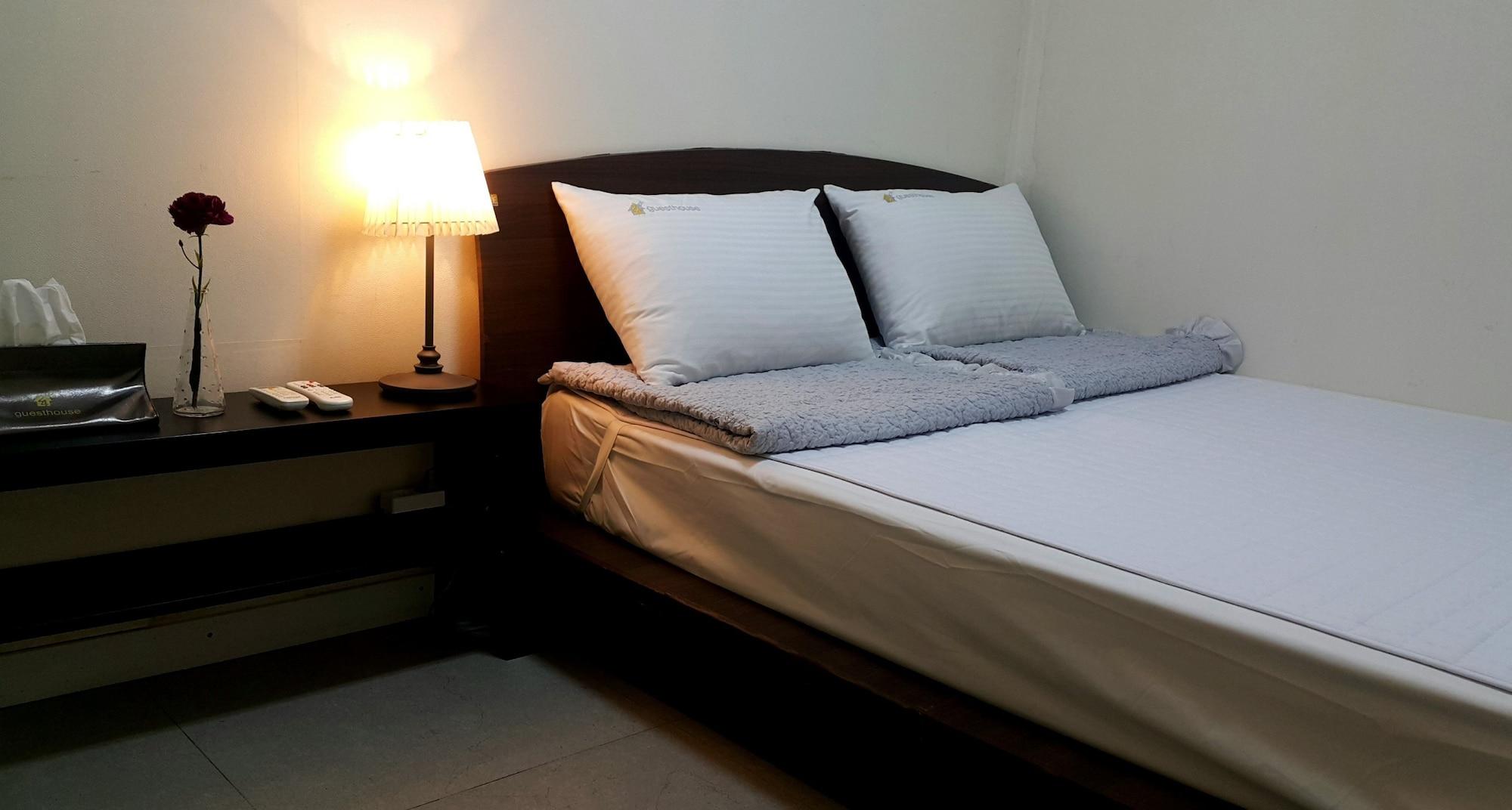 24 Guesthouse Kyunghee University โซล ภายนอก รูปภาพ