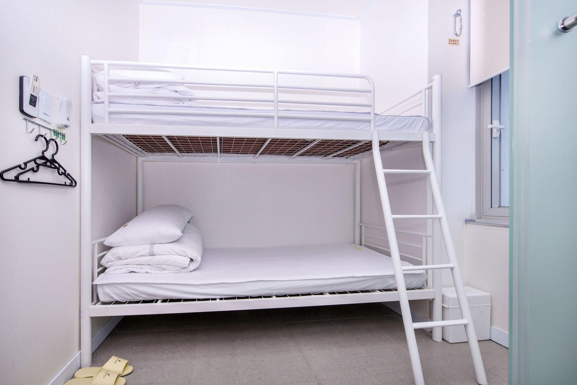 24 Guesthouse Kyunghee University โซล ภายนอก รูปภาพ