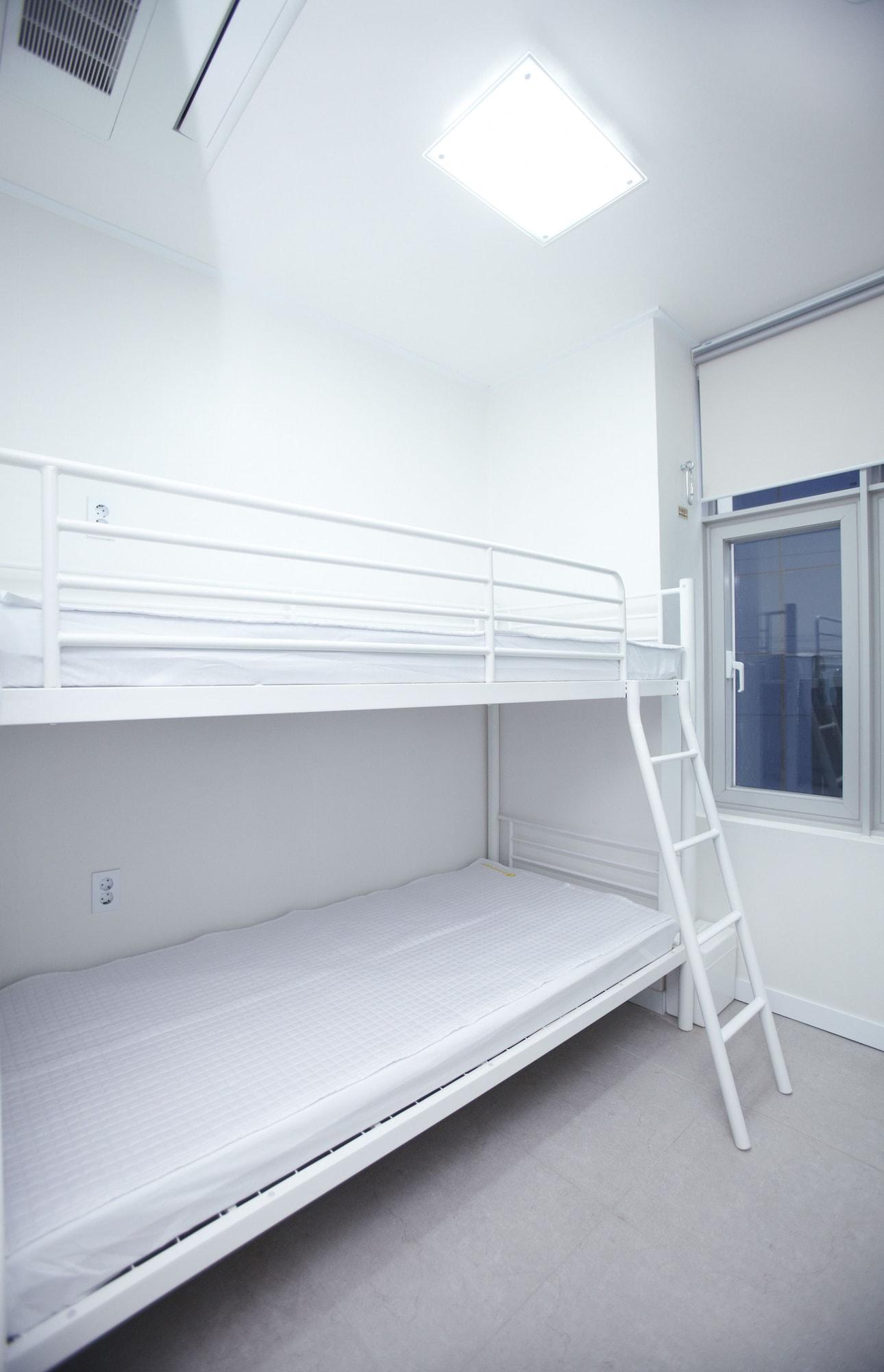 24 Guesthouse Kyunghee University โซล ภายนอก รูปภาพ